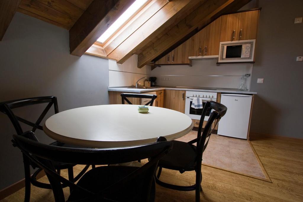 Oros Alto Apartamentos Canardo Autural מראה חיצוני תמונה