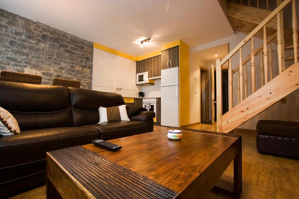Oros Alto Apartamentos Canardo Autural מראה חיצוני תמונה